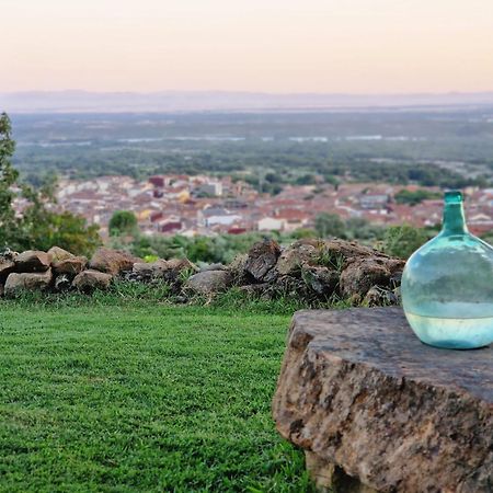La Casita De La Corredera Lägenhet Candeleda Exteriör bild