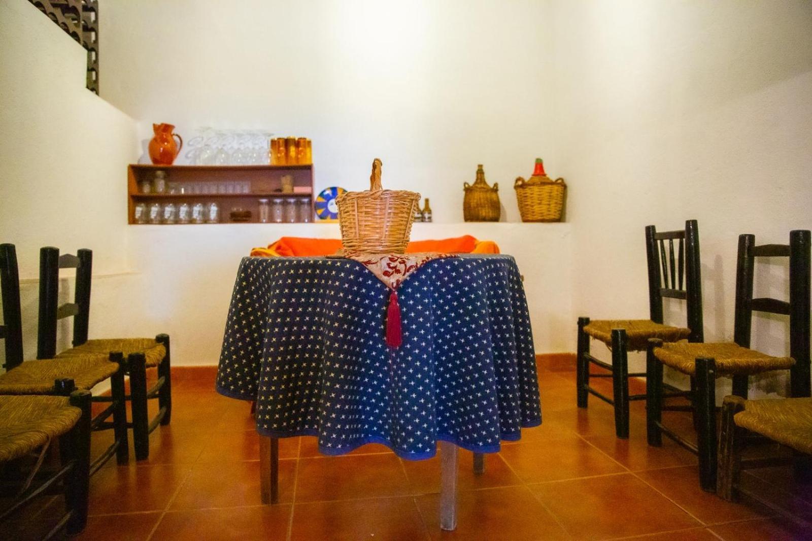 La Casita De La Corredera Lägenhet Candeleda Exteriör bild